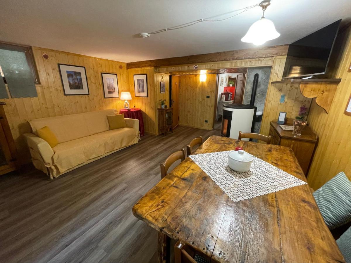 Апартаменти Chalet I Folletti Аббадія-Сан-Сальваторе Екстер'єр фото